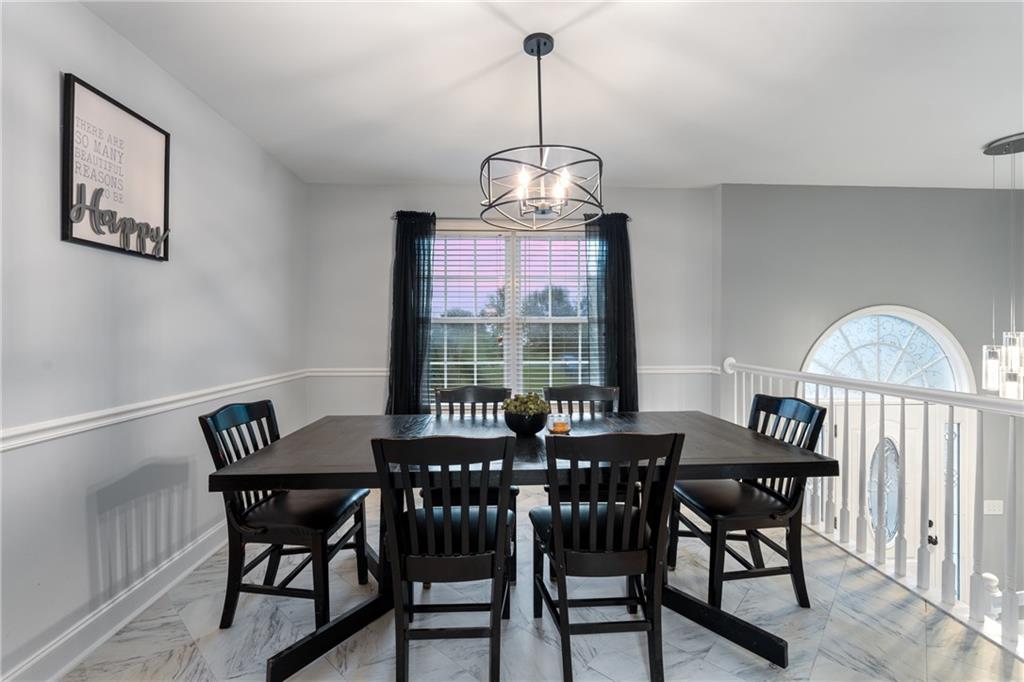 105 Woodberry Drive SE