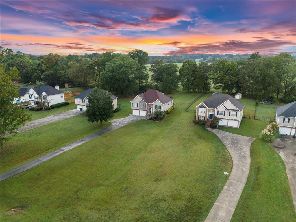 105 Woodberry Drive SE