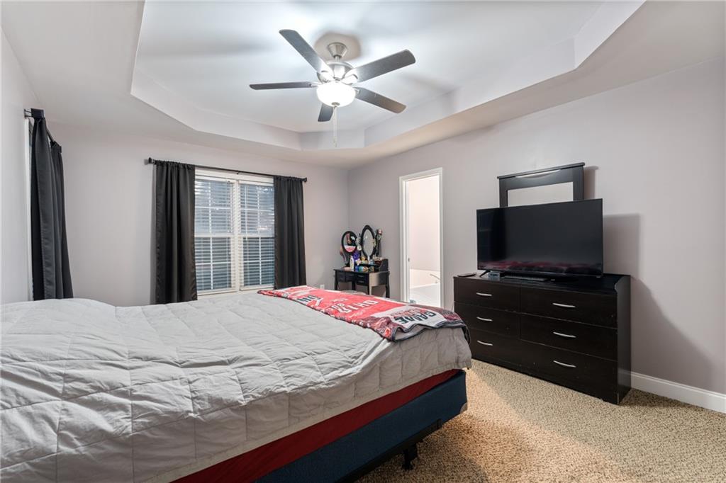 105 Woodberry Drive SE