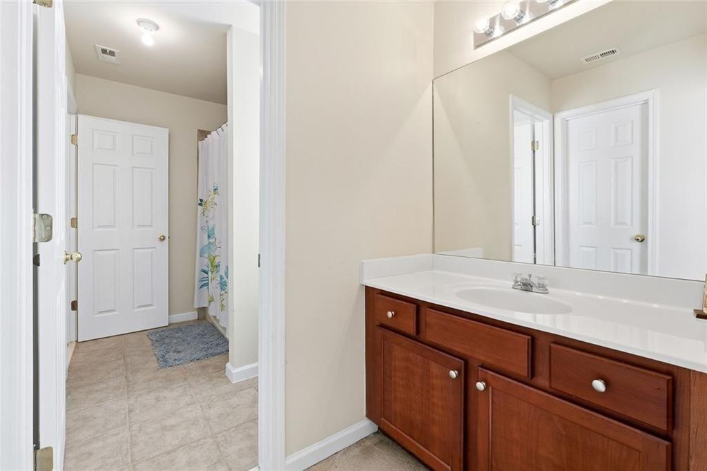 1146 Silvergate Lane