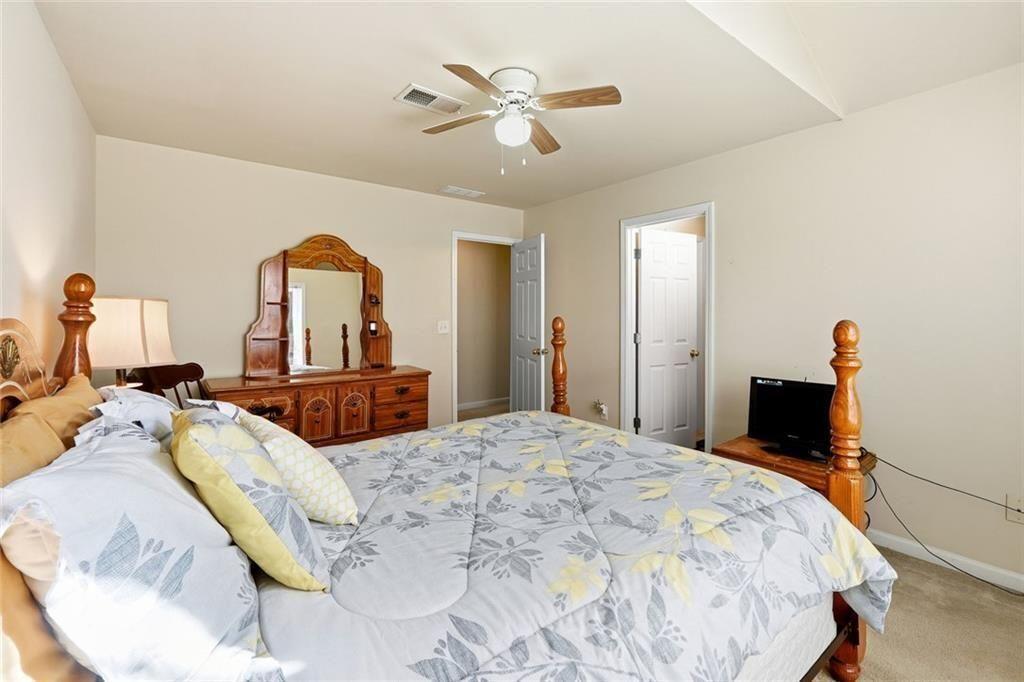 1146 Silvergate Lane