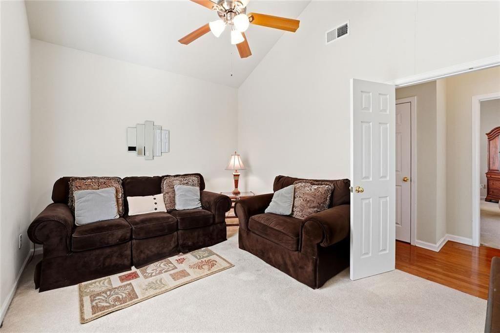 1146 Silvergate Lane