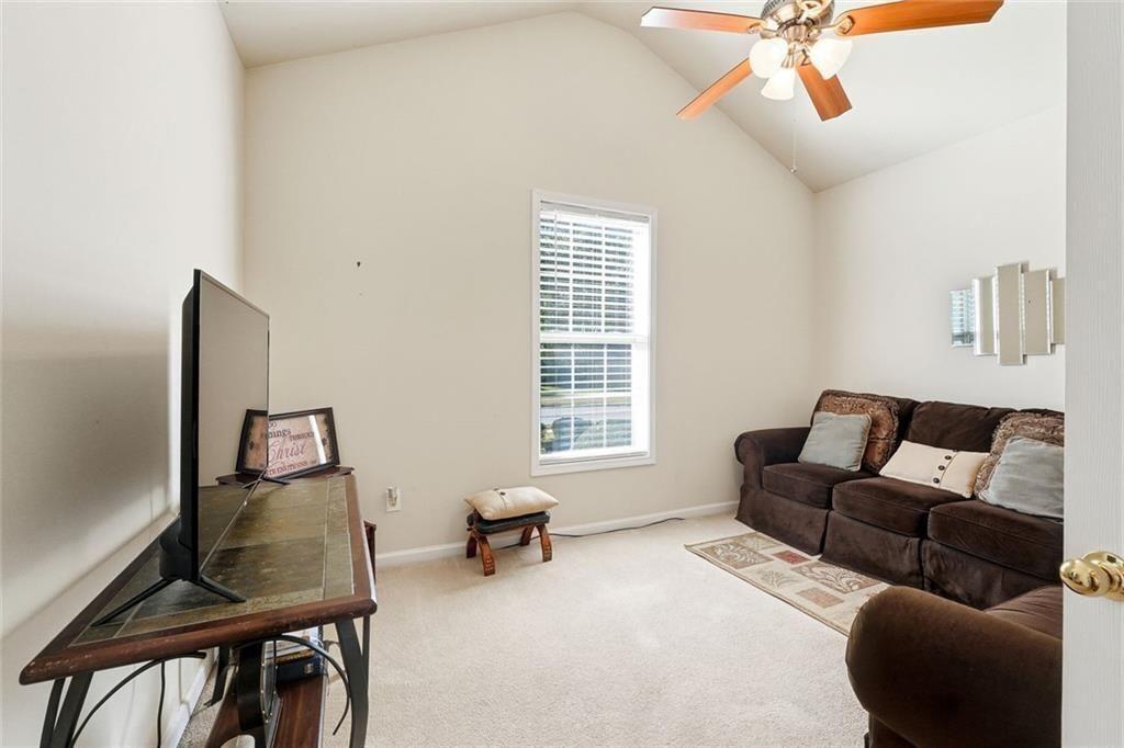 1146 Silvergate Lane