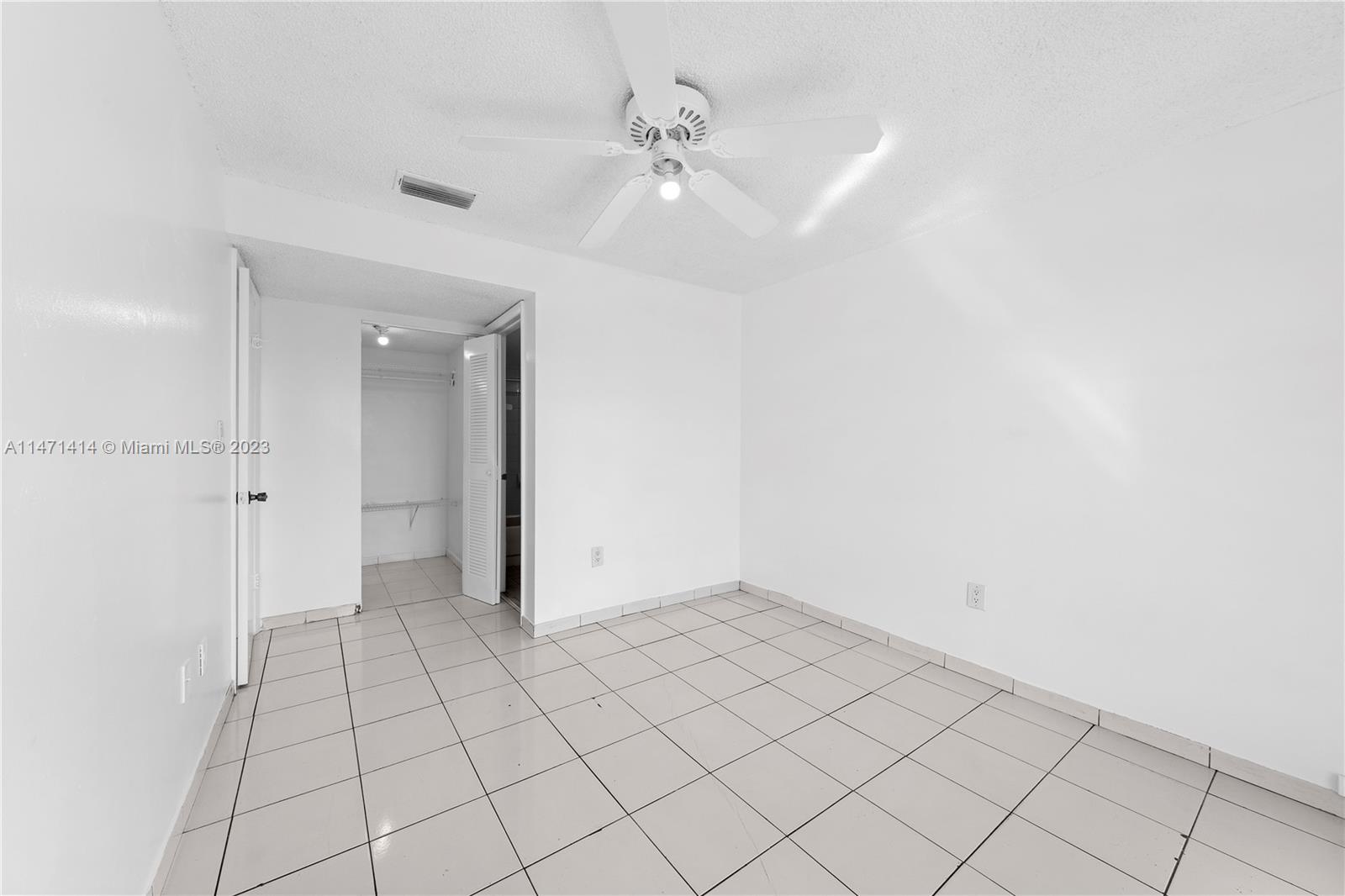 199 SW 12th Ave # 412B