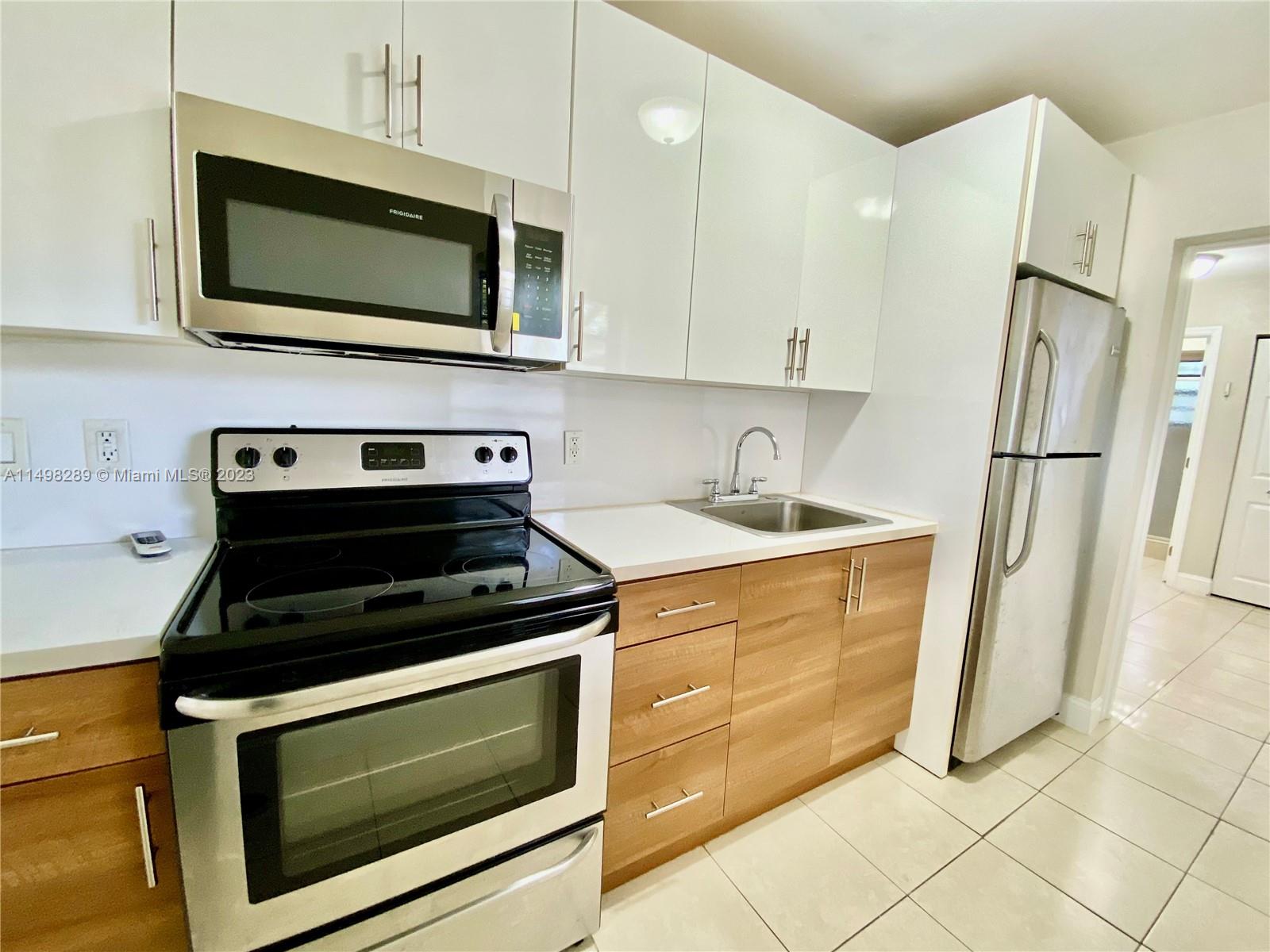 214 Salamanca Ave # 9