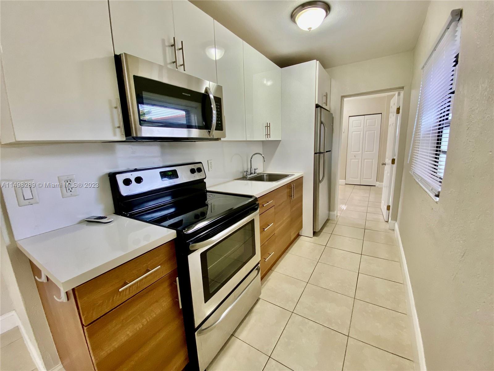 214 Salamanca Ave # 9