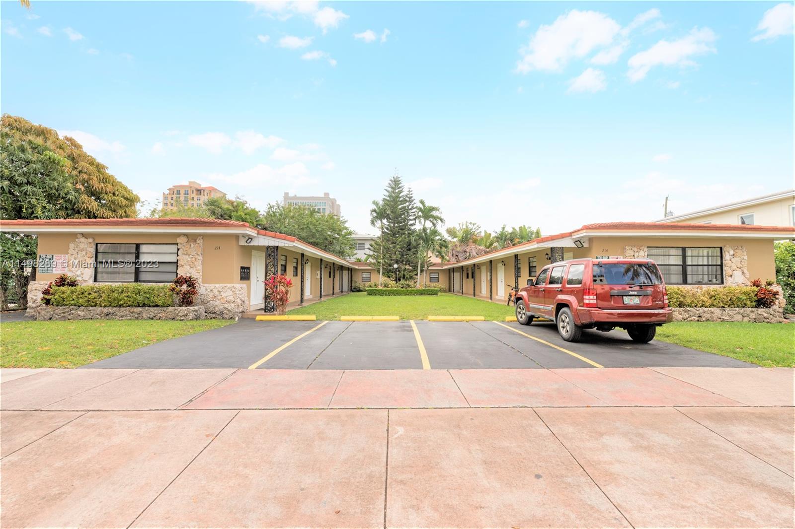 214 Salamanca Ave # 9