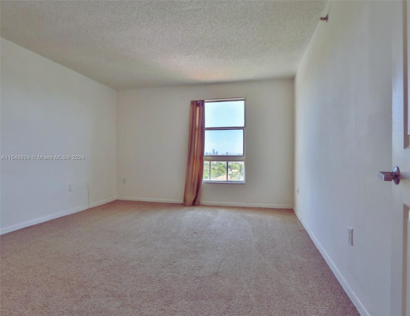 2351 Douglas Rd # 1010