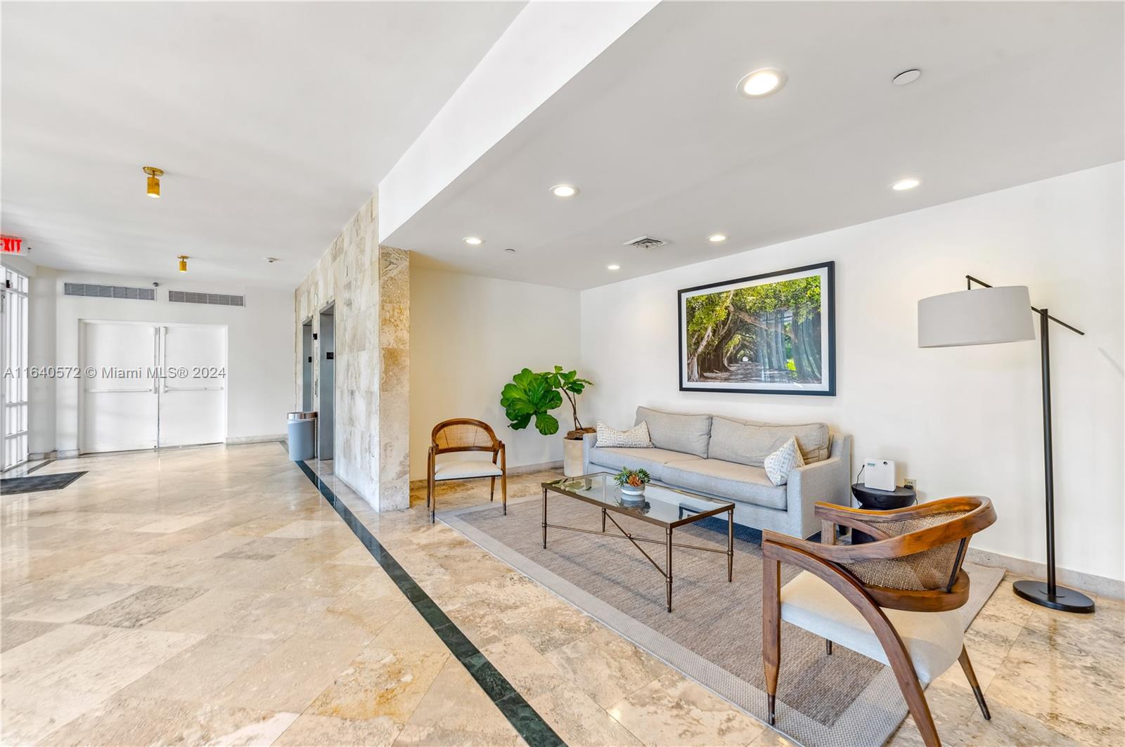 2351 Douglas Rd # 508