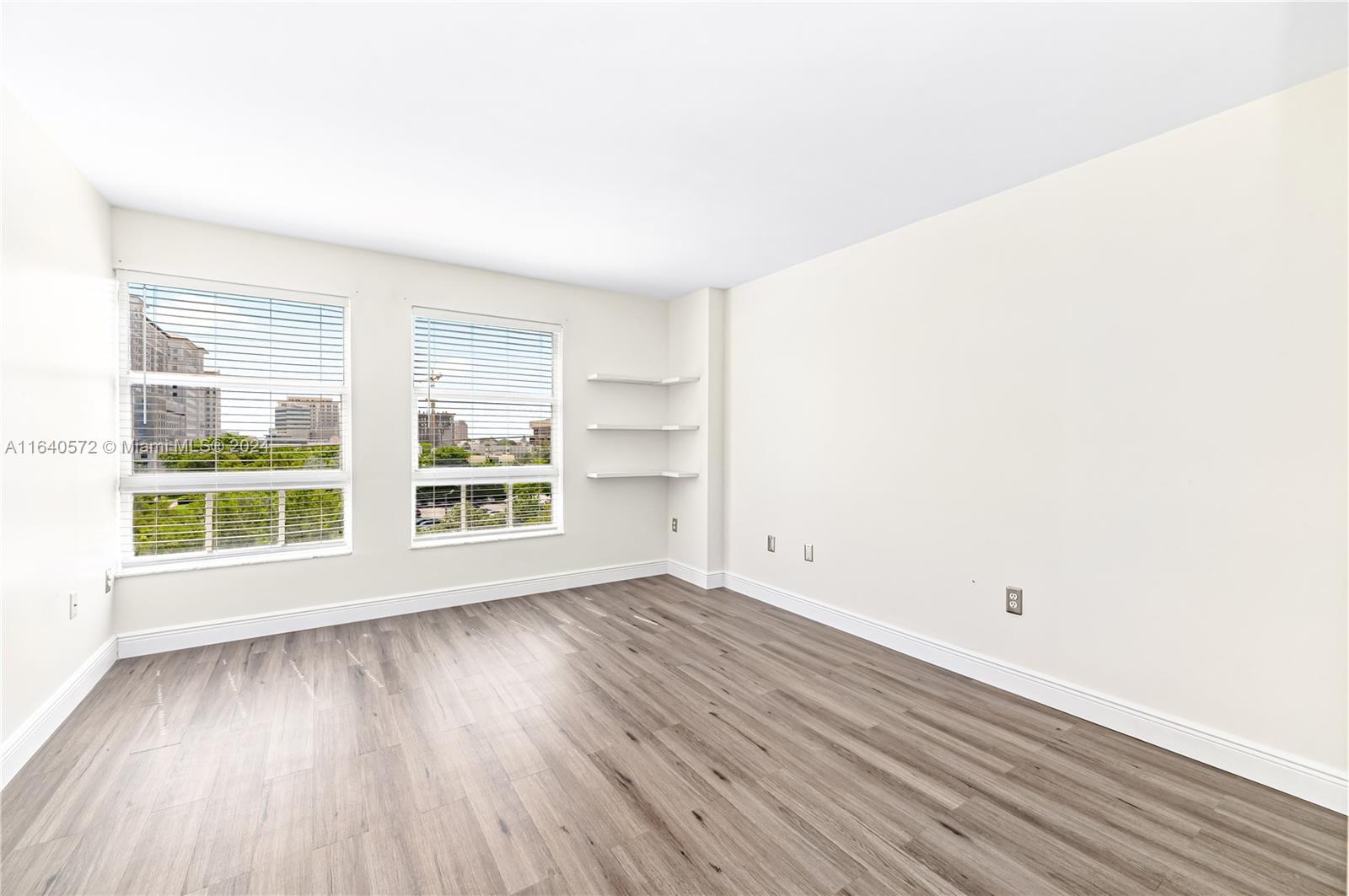 2351 Douglas Rd # 508