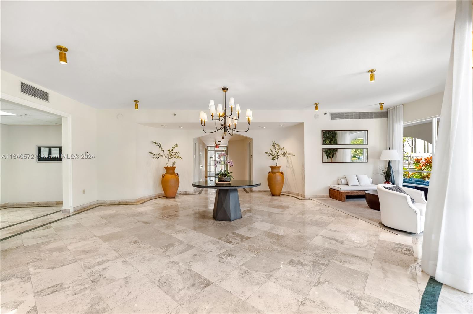 2351 Douglas Rd # 508