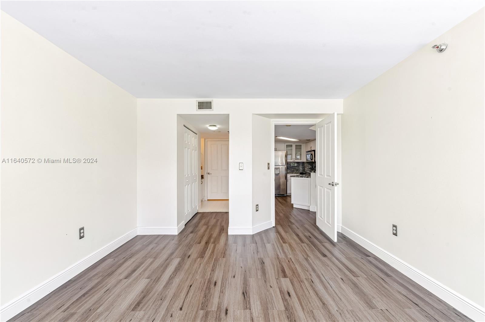 2351 Douglas Rd # 508