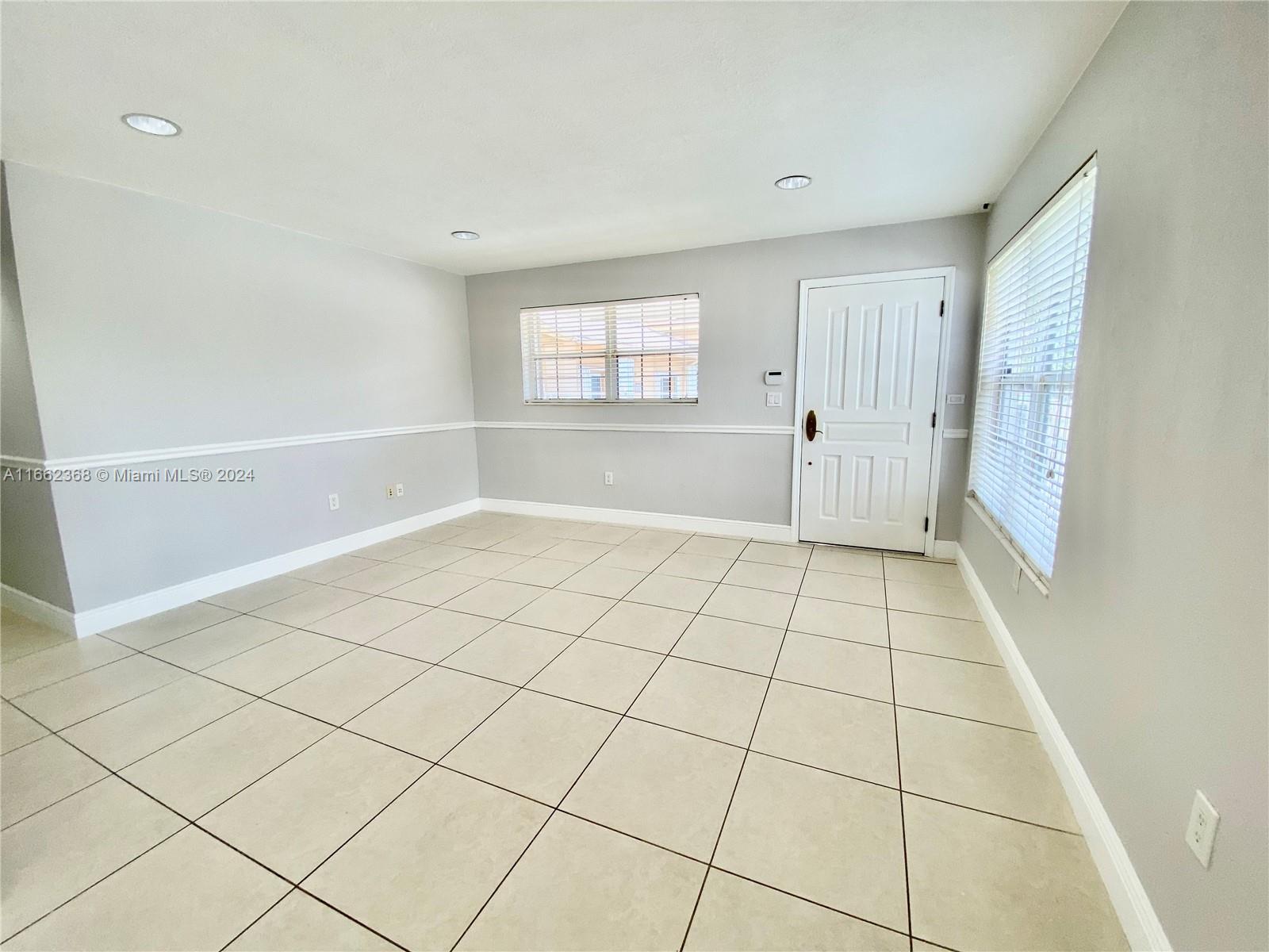2187 SW 25th St