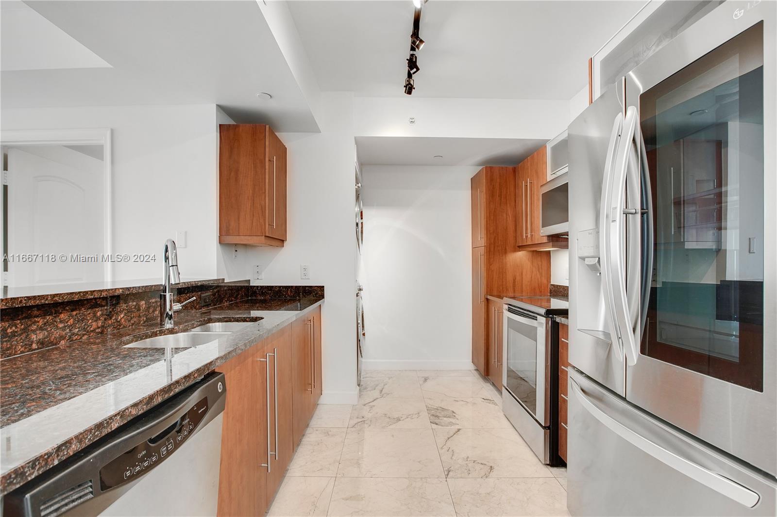 7350 SW 89th St # 1809S