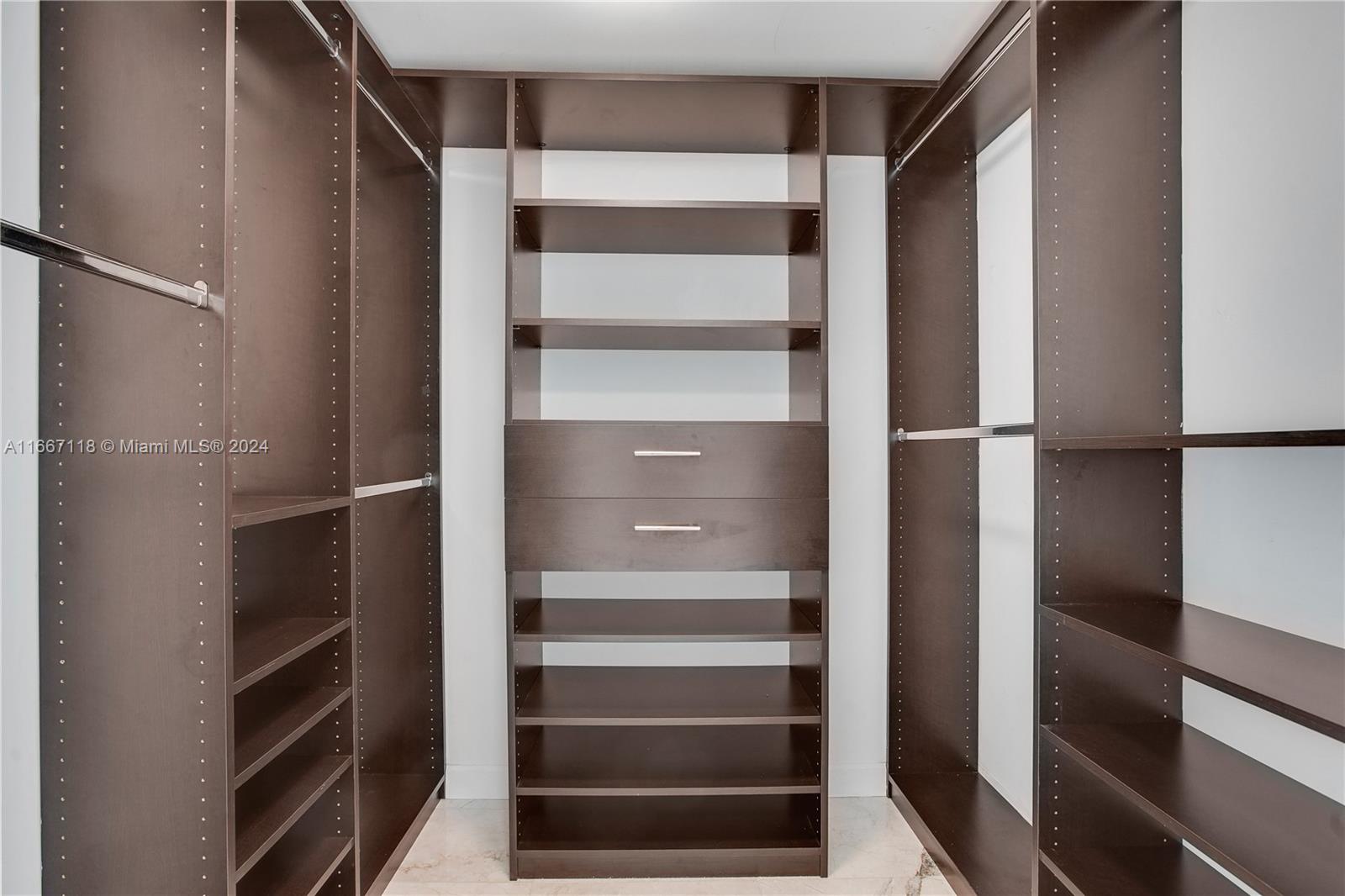 7350 SW 89th St # 1809S