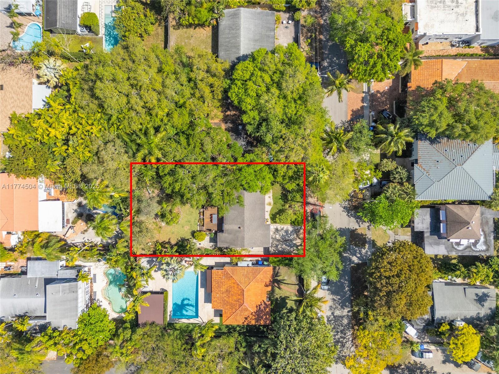 2431 Swanson Ave