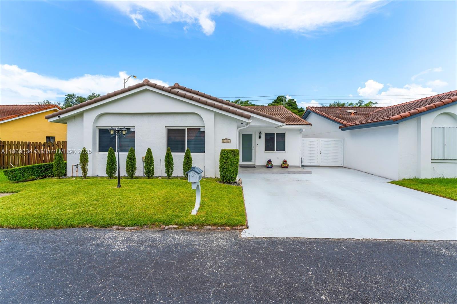 11186 SW 75th Ter