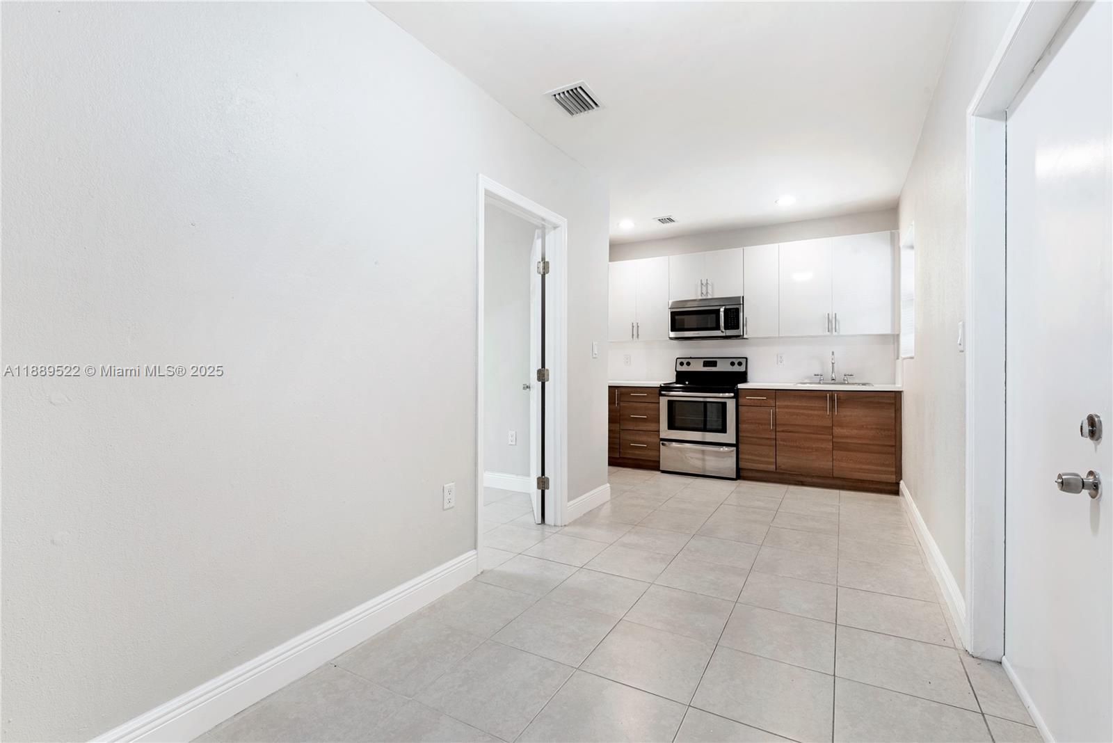 214 Salamanca Ave # 1