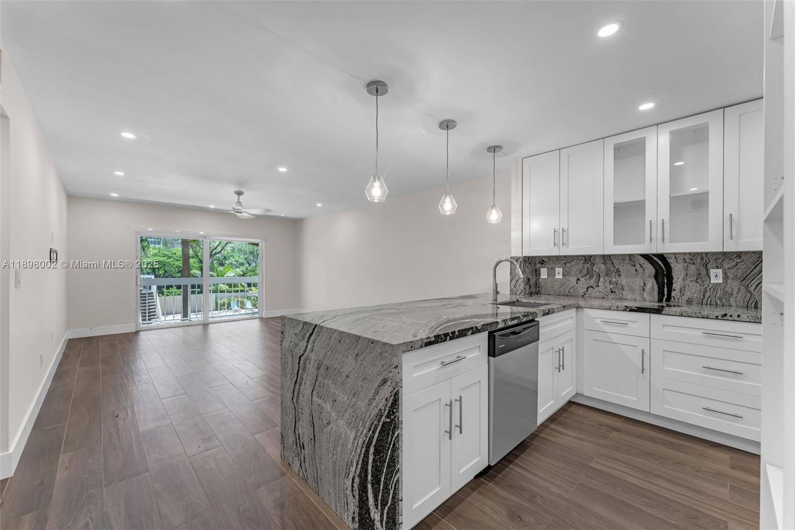 7707 Camino Real # B205, Miami Unit: B205