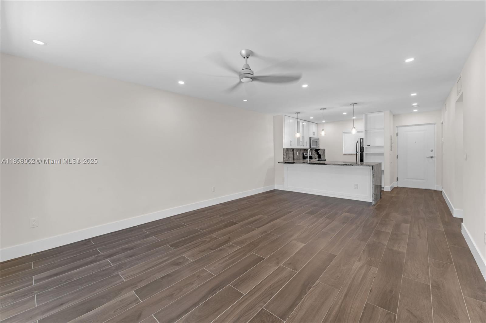 7707 Camino Real # B205, Miami Unit: B205