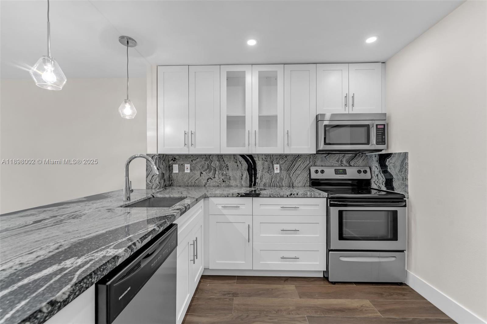 7707 Camino Real # B205, Miami Unit: B205