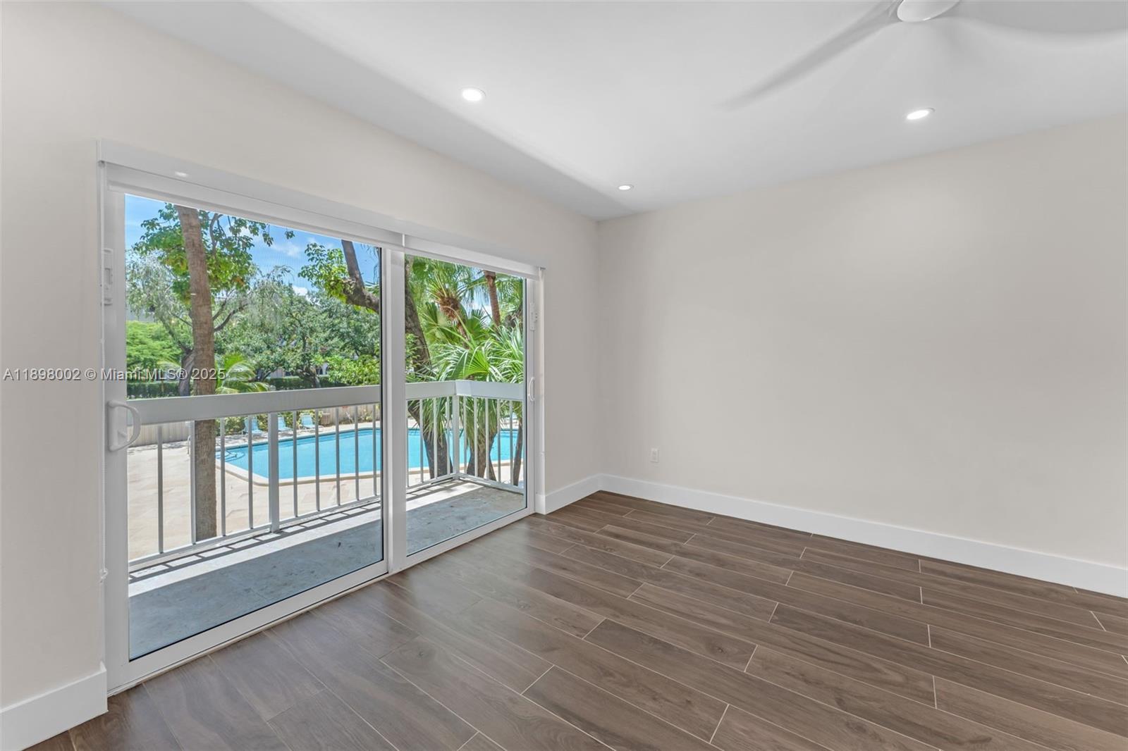 7707 Camino Real # B205, Miami Unit: B205