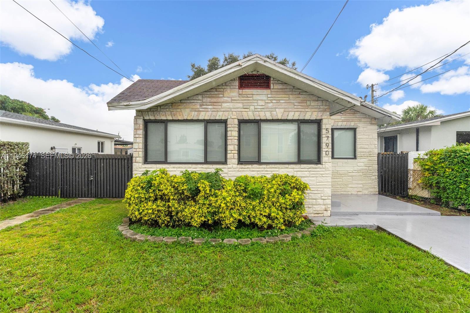 5790 SW 5th St Unit: Efficiency