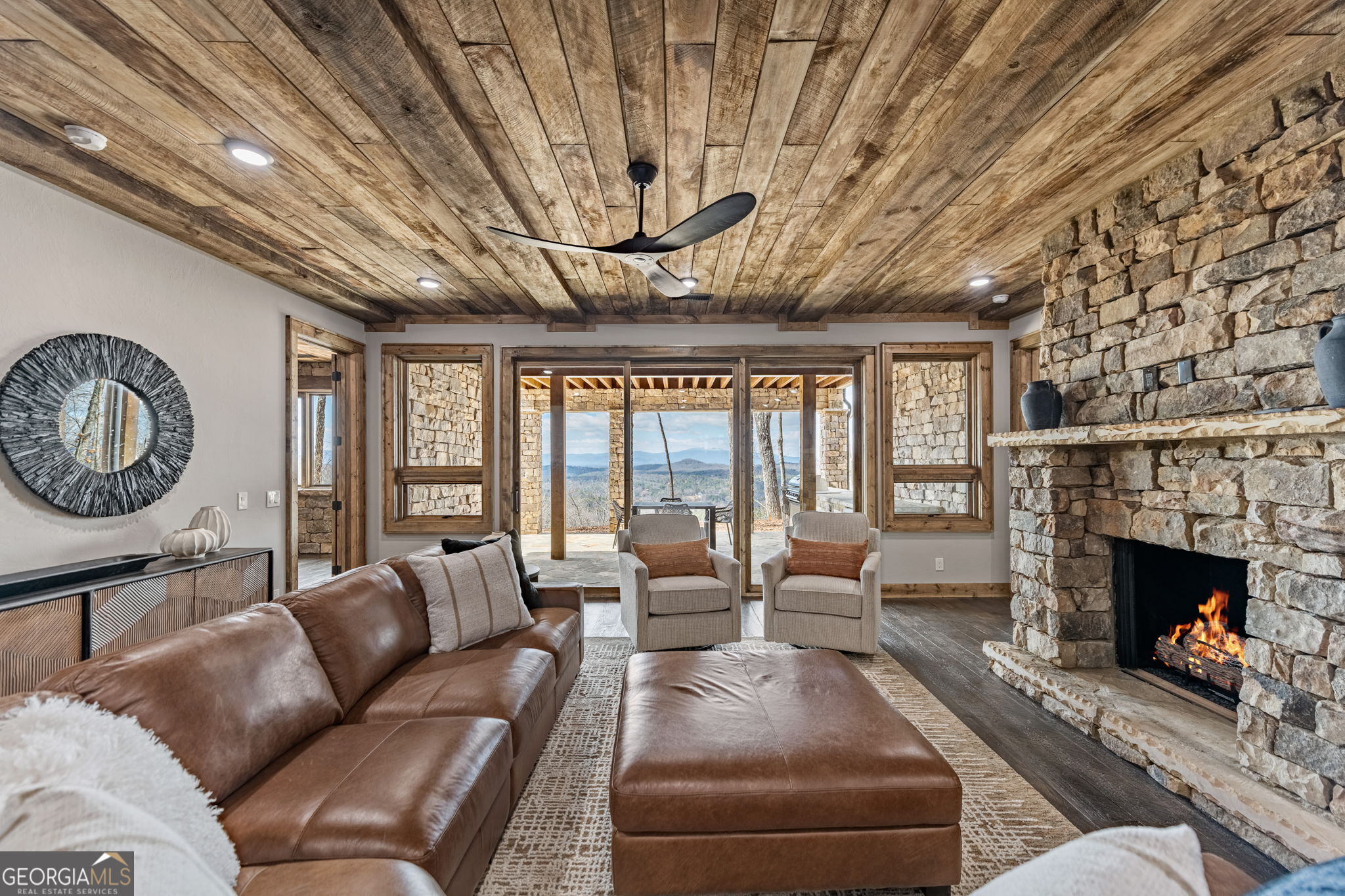 899 Dana Rd