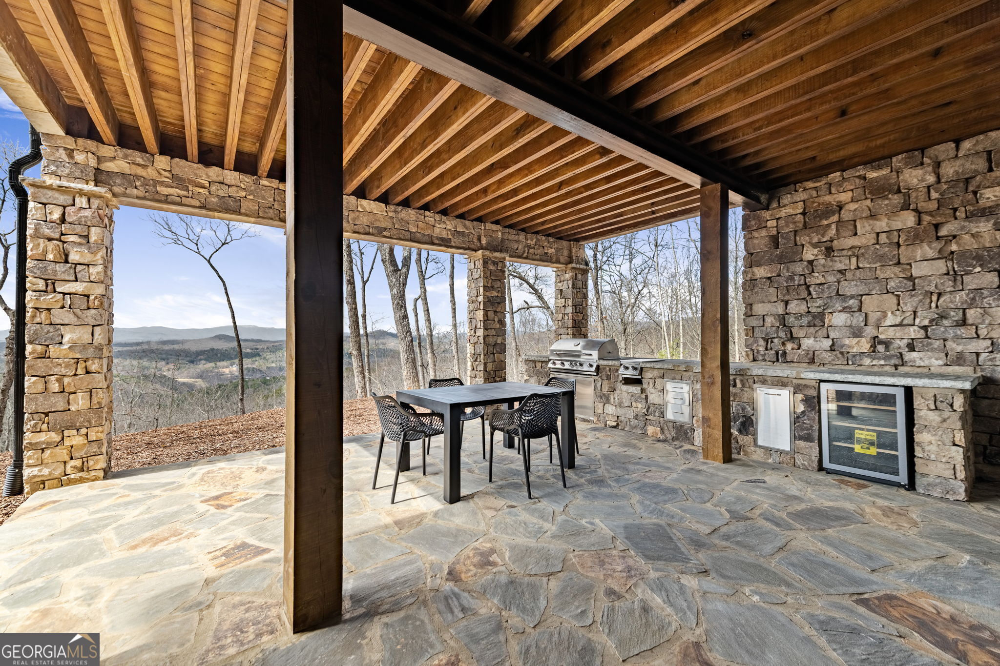 899 Dana Rd