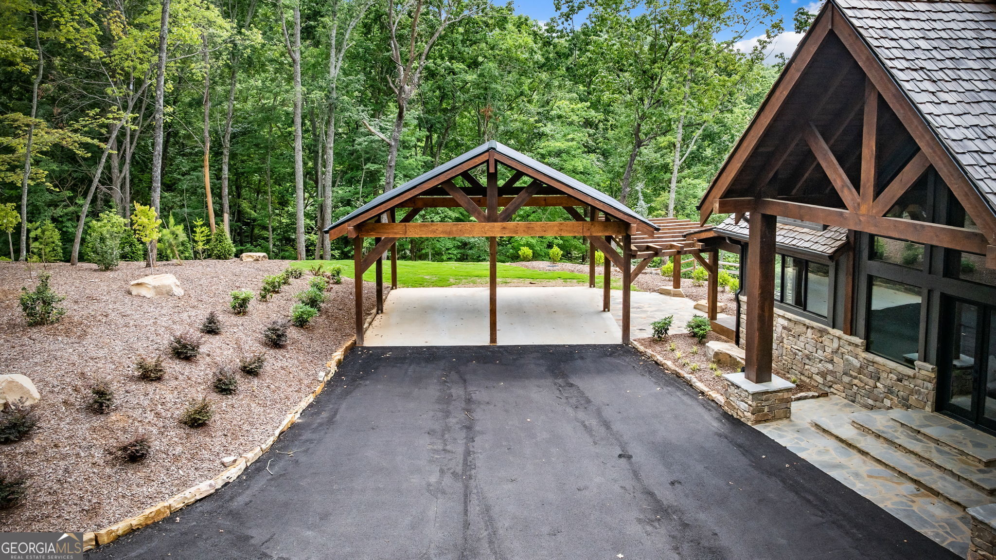 899 Dana Rd