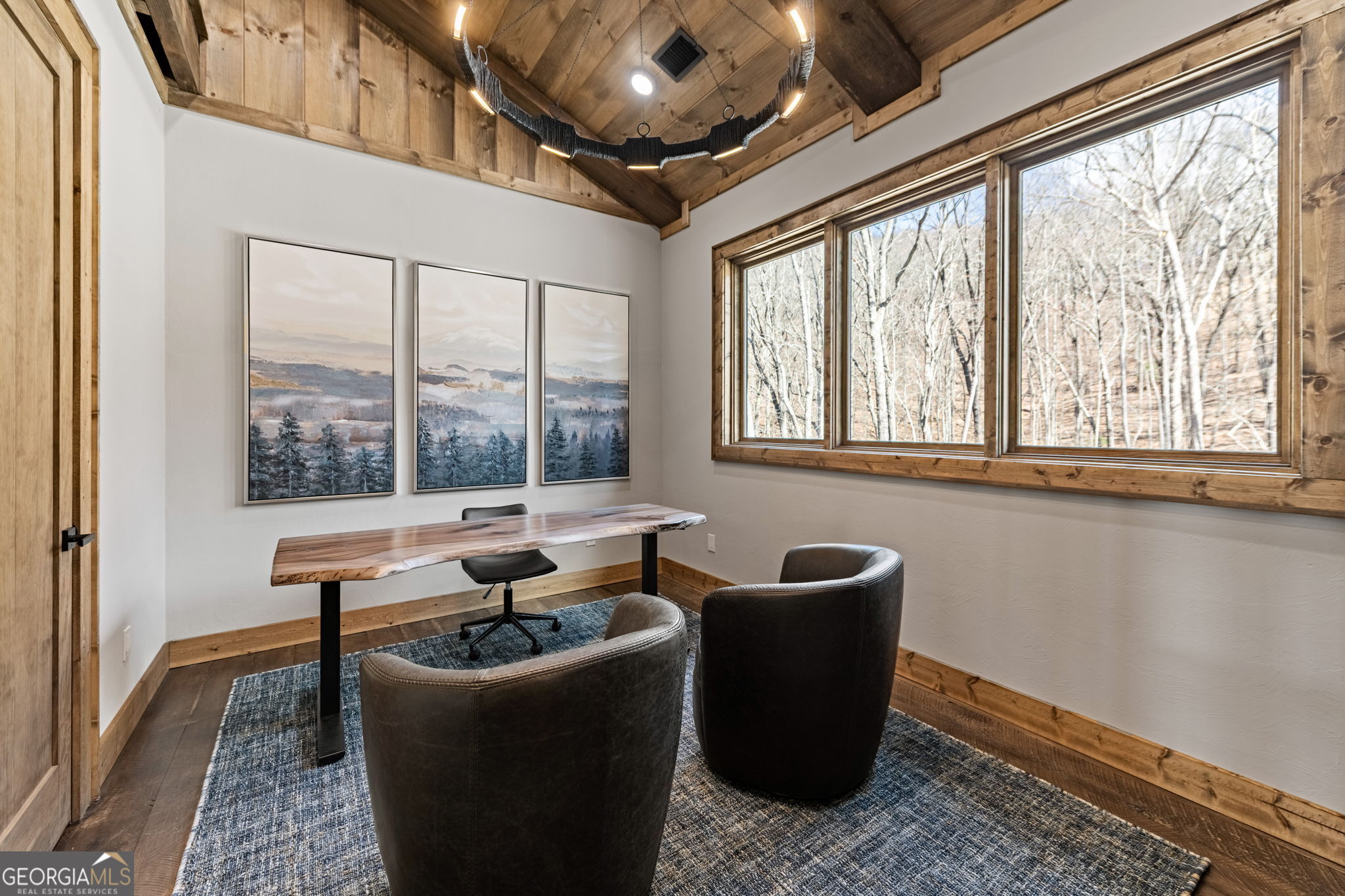 899 Dana Rd