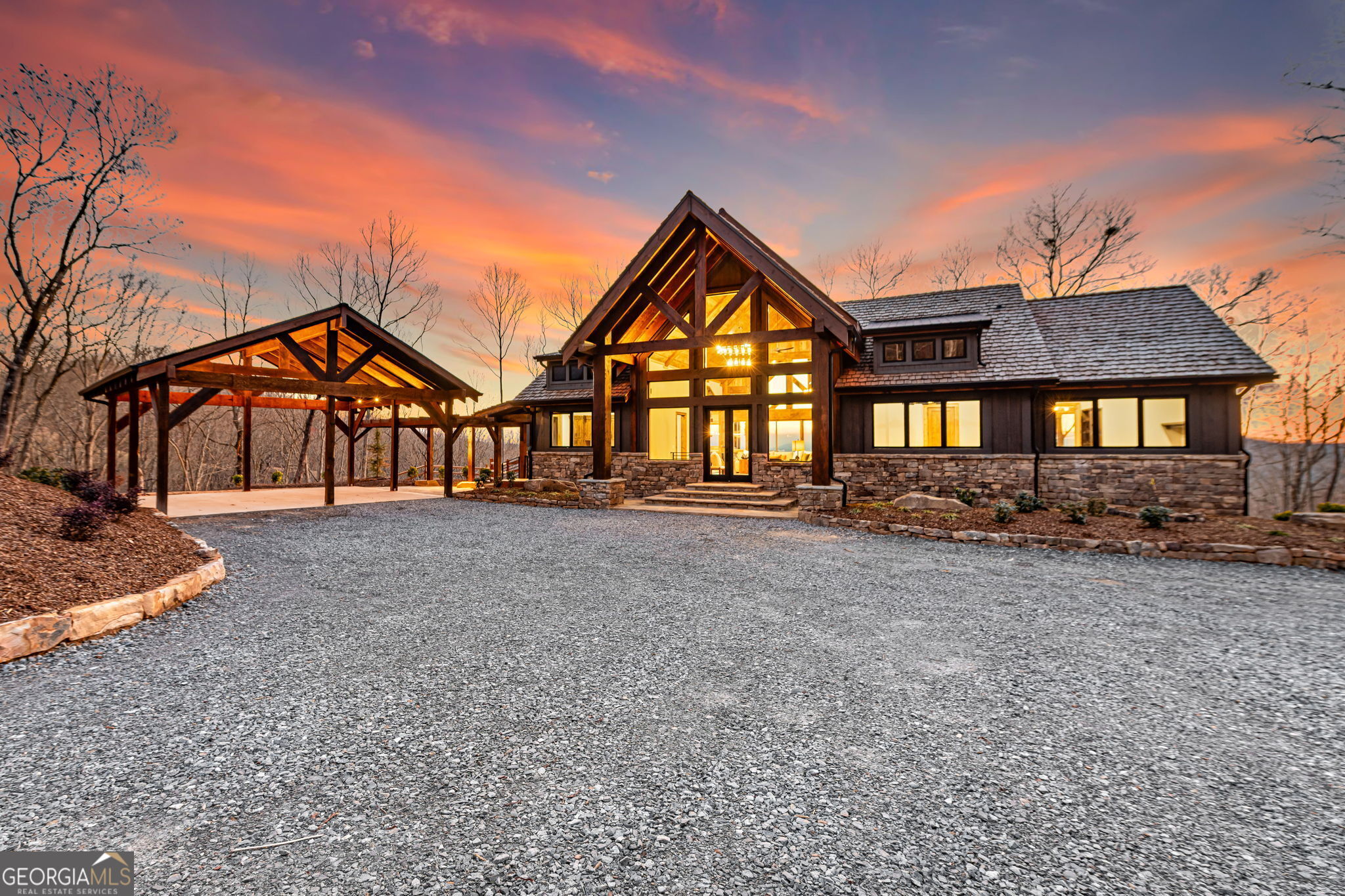 899 Dana Rd