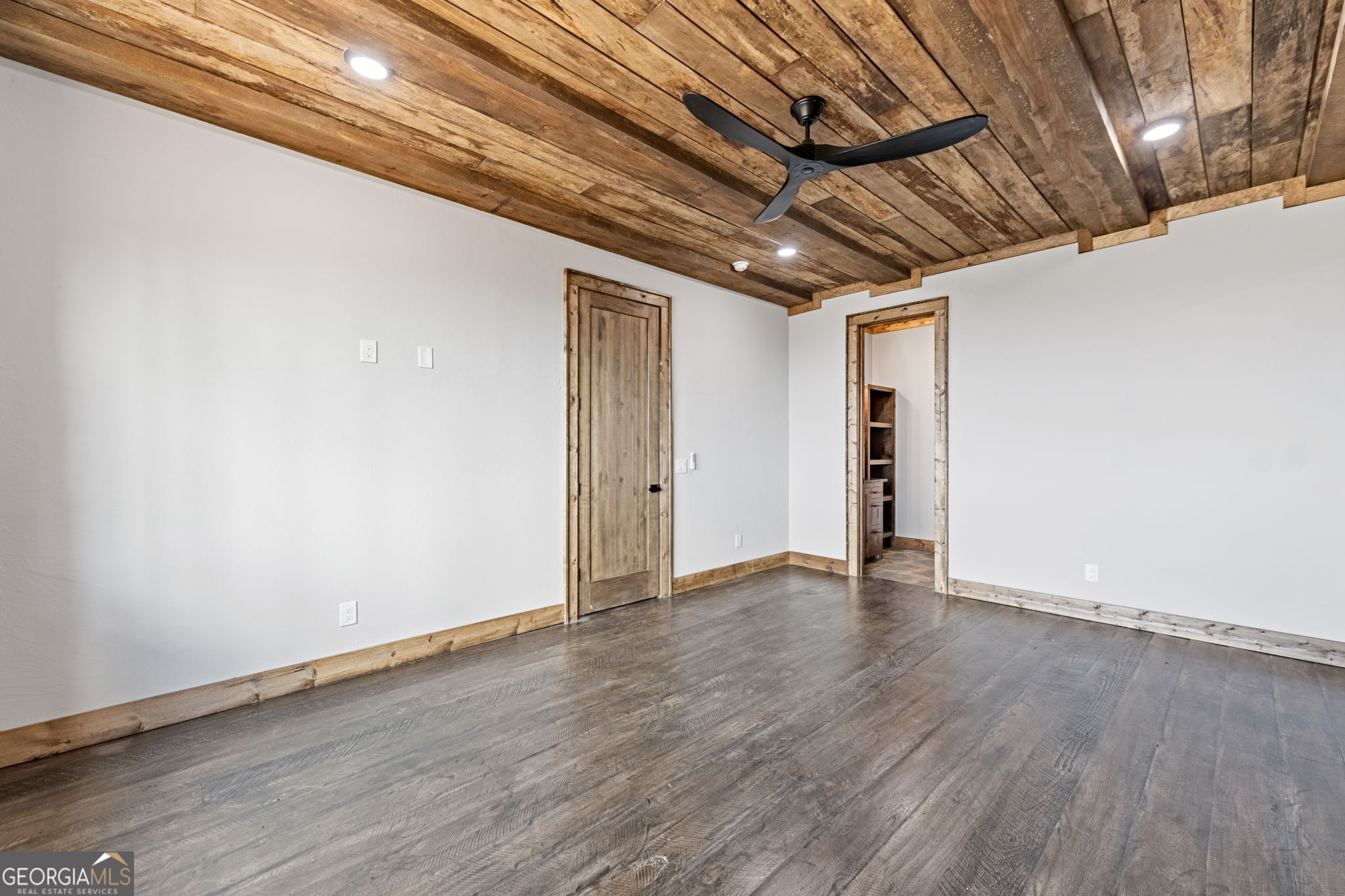 899 Dana Rd