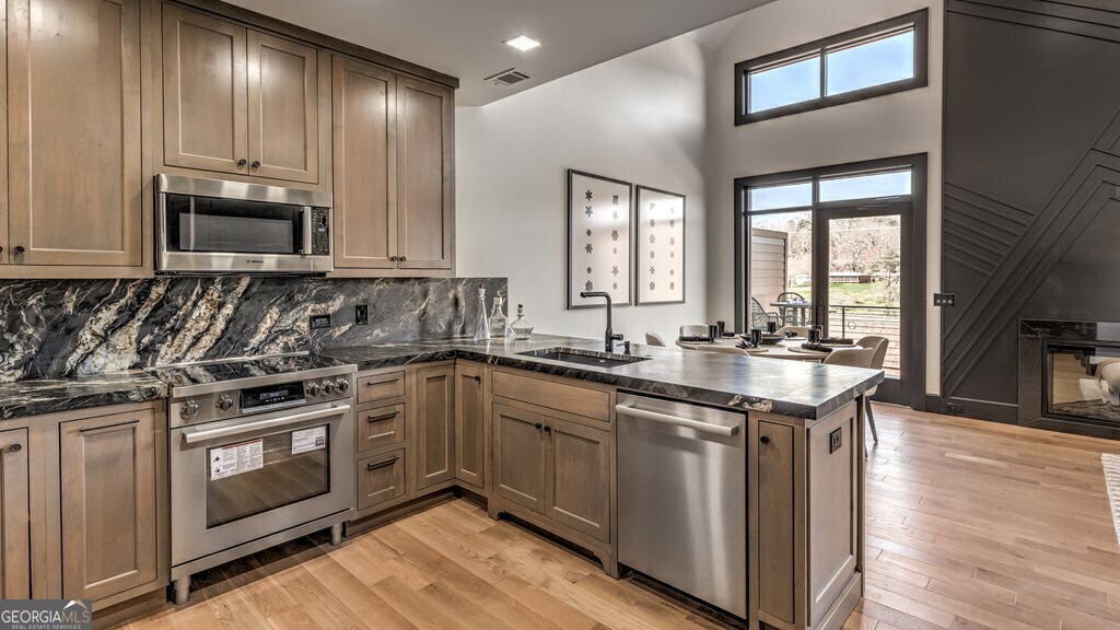 1281 #1 E Main Street