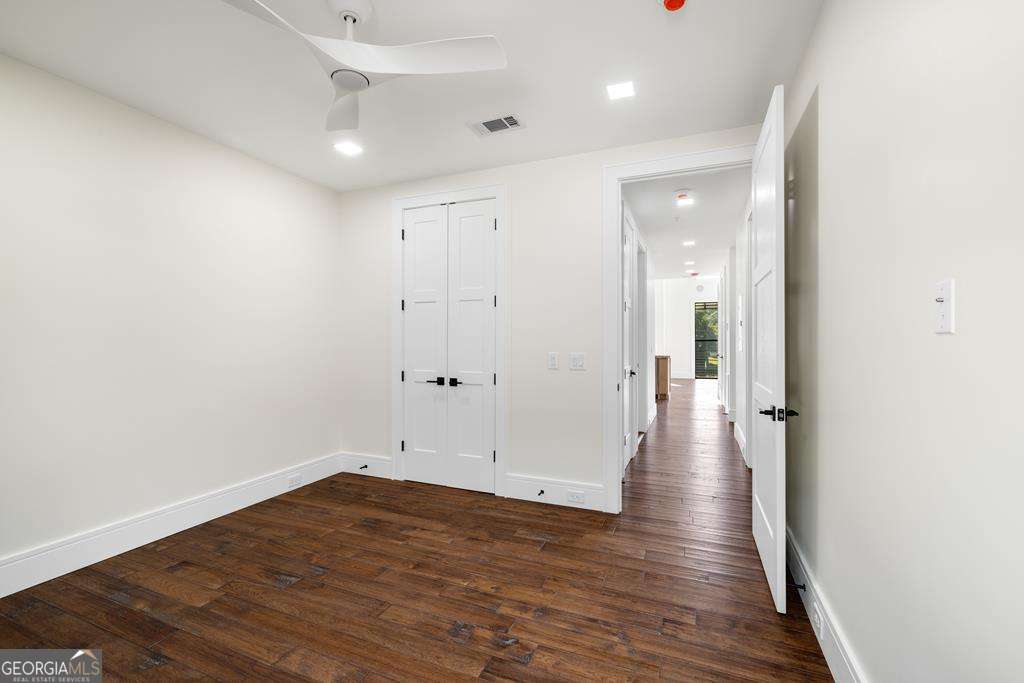 1281 #3 E Main Street