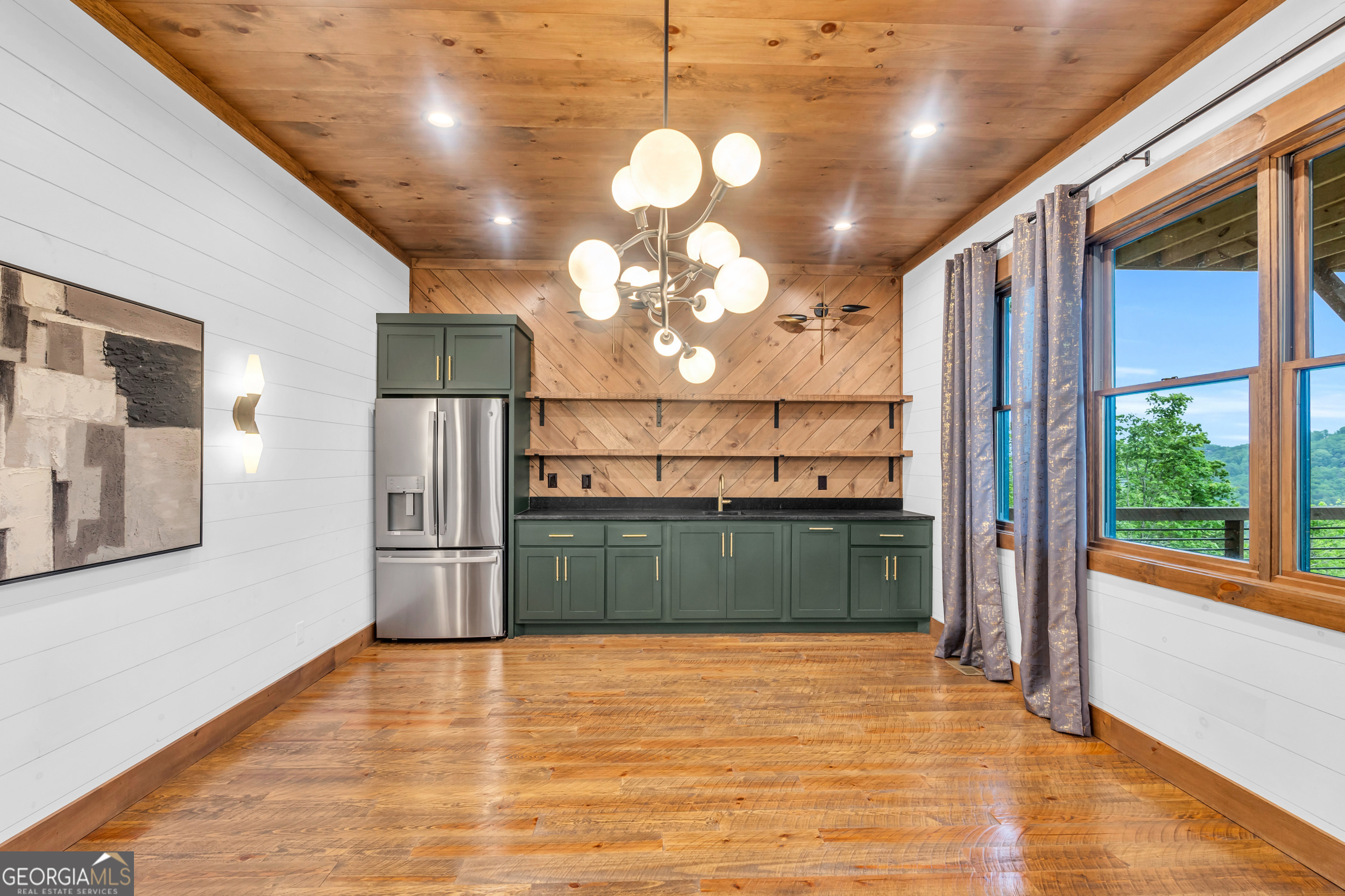 601 Overlook Drive