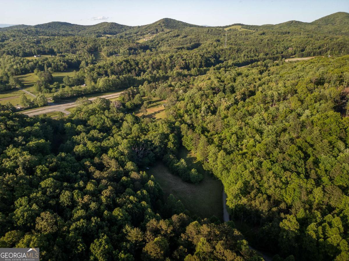 4.59 AC Briar Cove Road