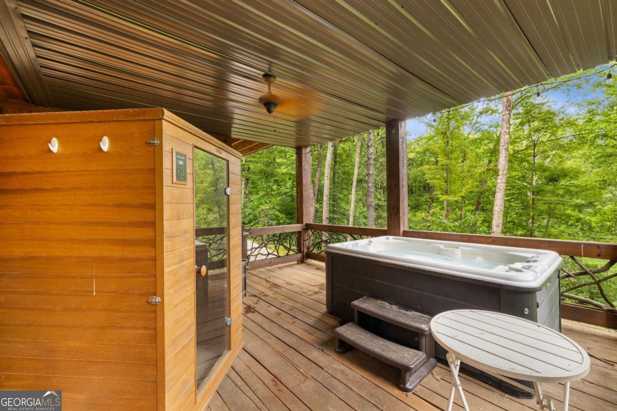 101 Heights Overlook