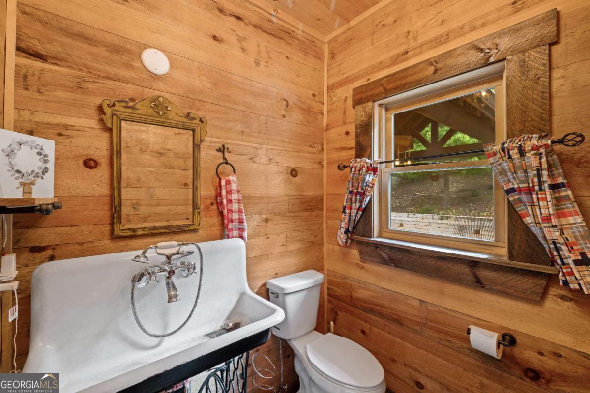 101 Heights Overlook