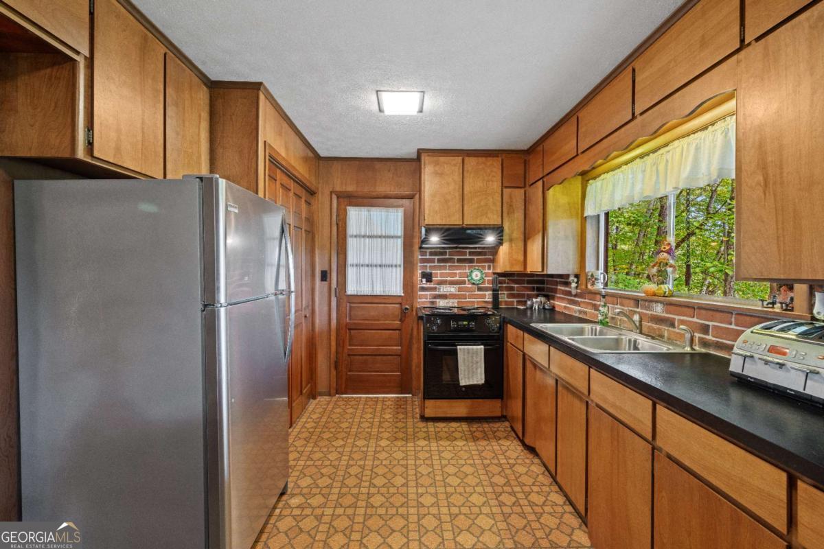 283 River Bend Lane