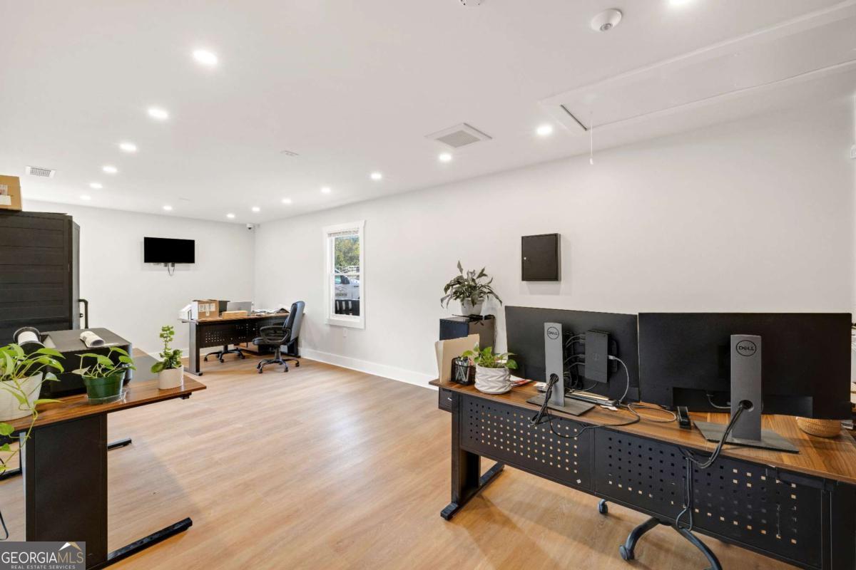 1328 Old Northcutt Road