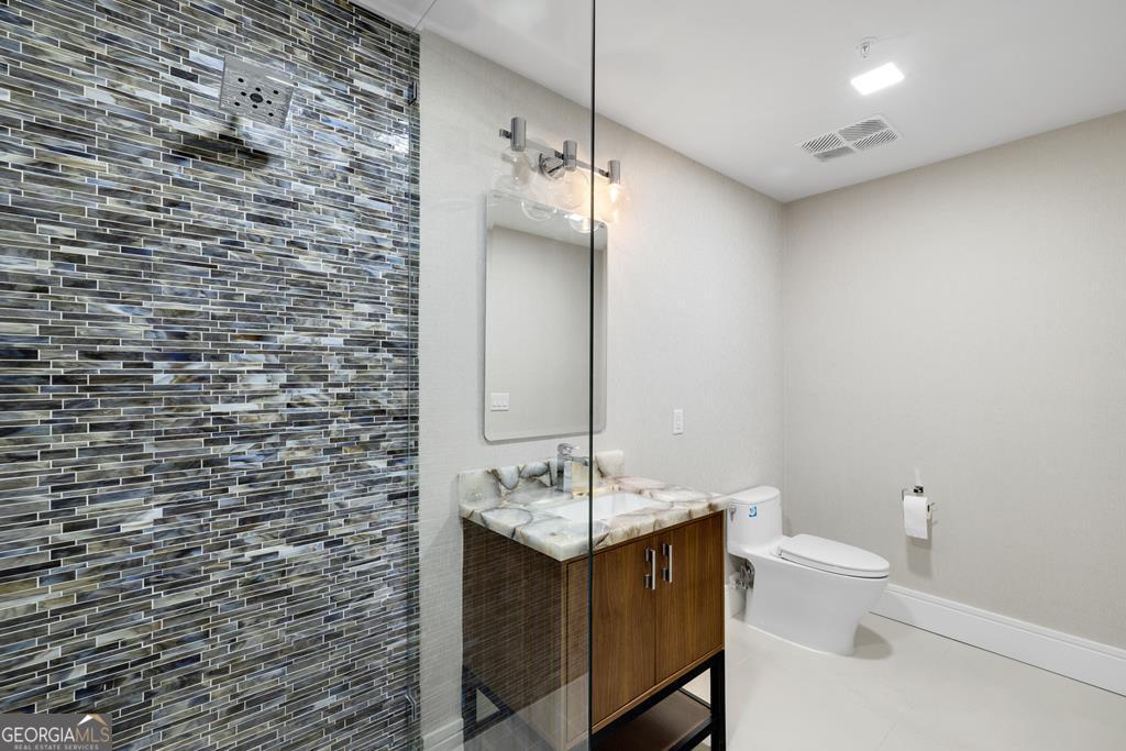 1281 E Main Street # 3