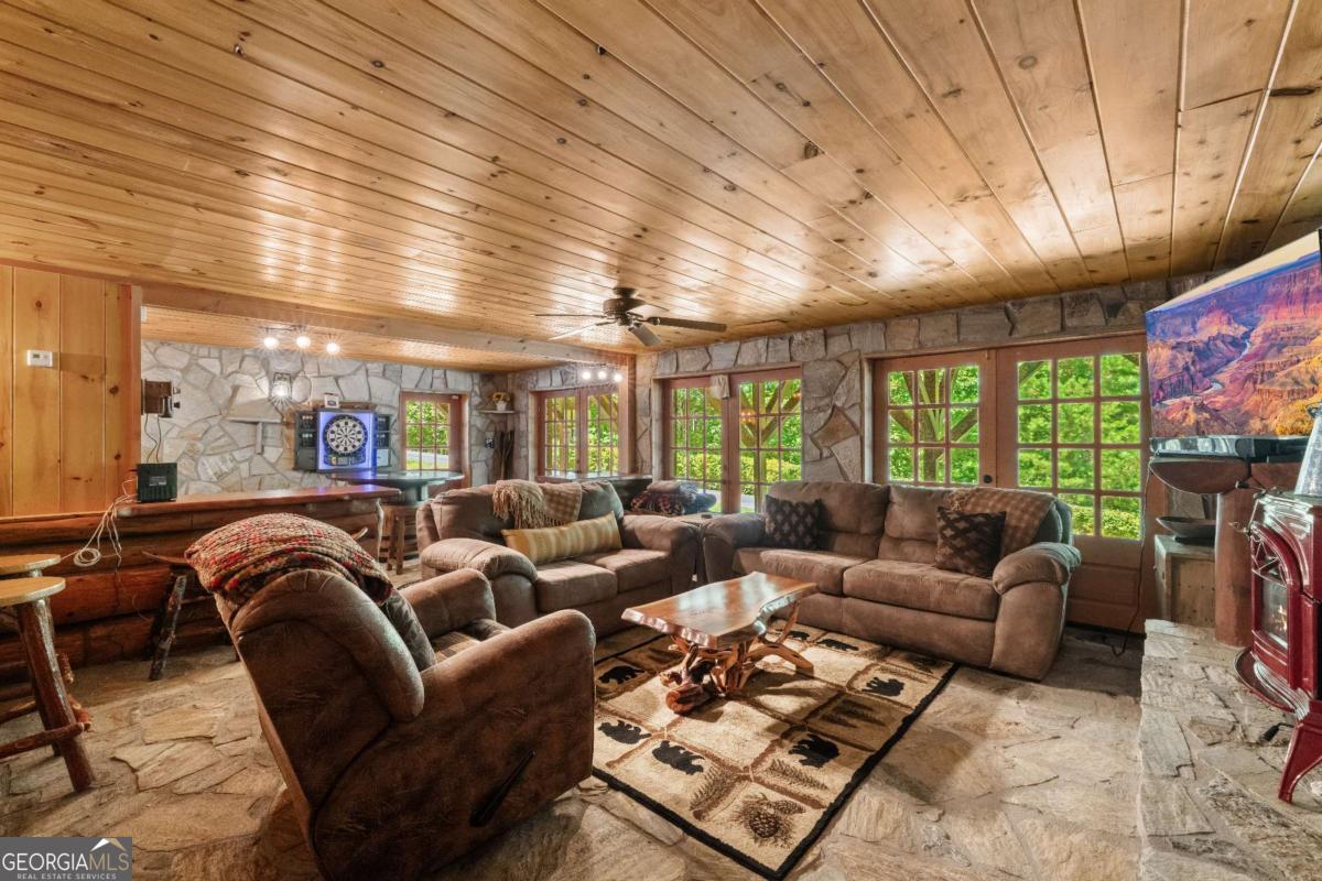 209 Stavanger Road, Morganton