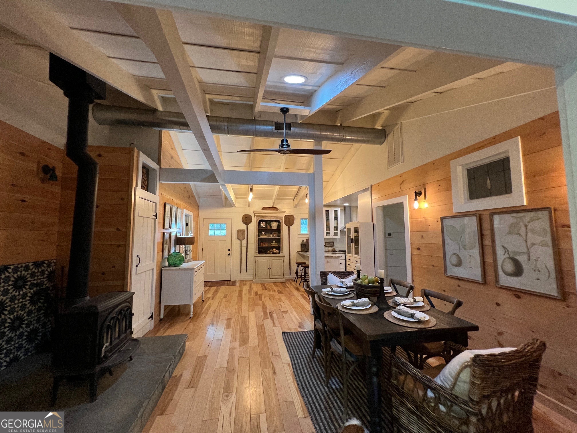 210 E Overbend Trail