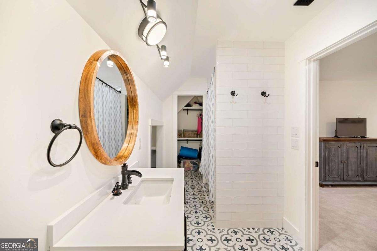 7670 Hiawassee Wilderness