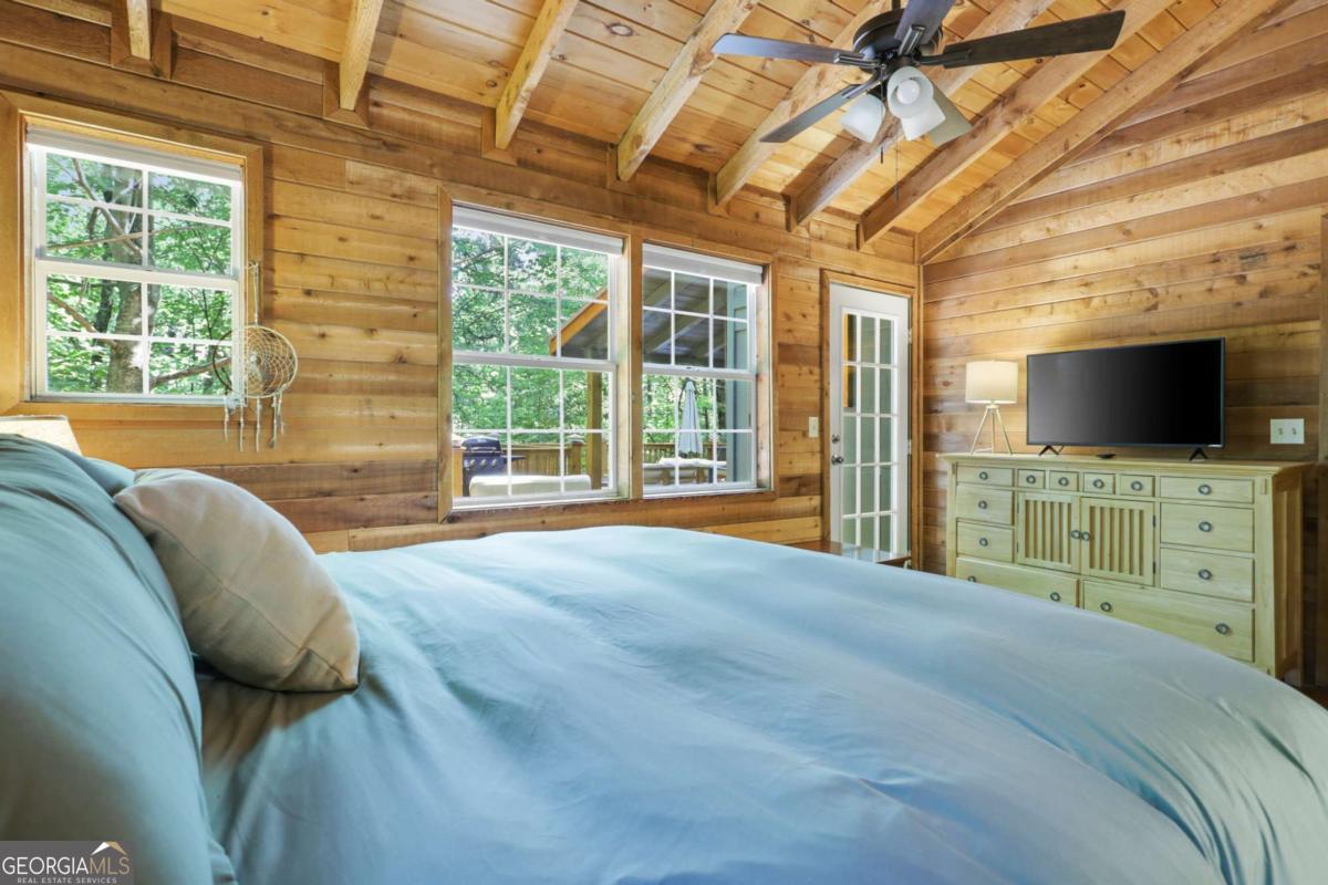 166 Nantahala Pass Road