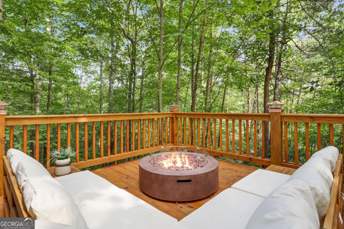 166 Nantahala Pass Road