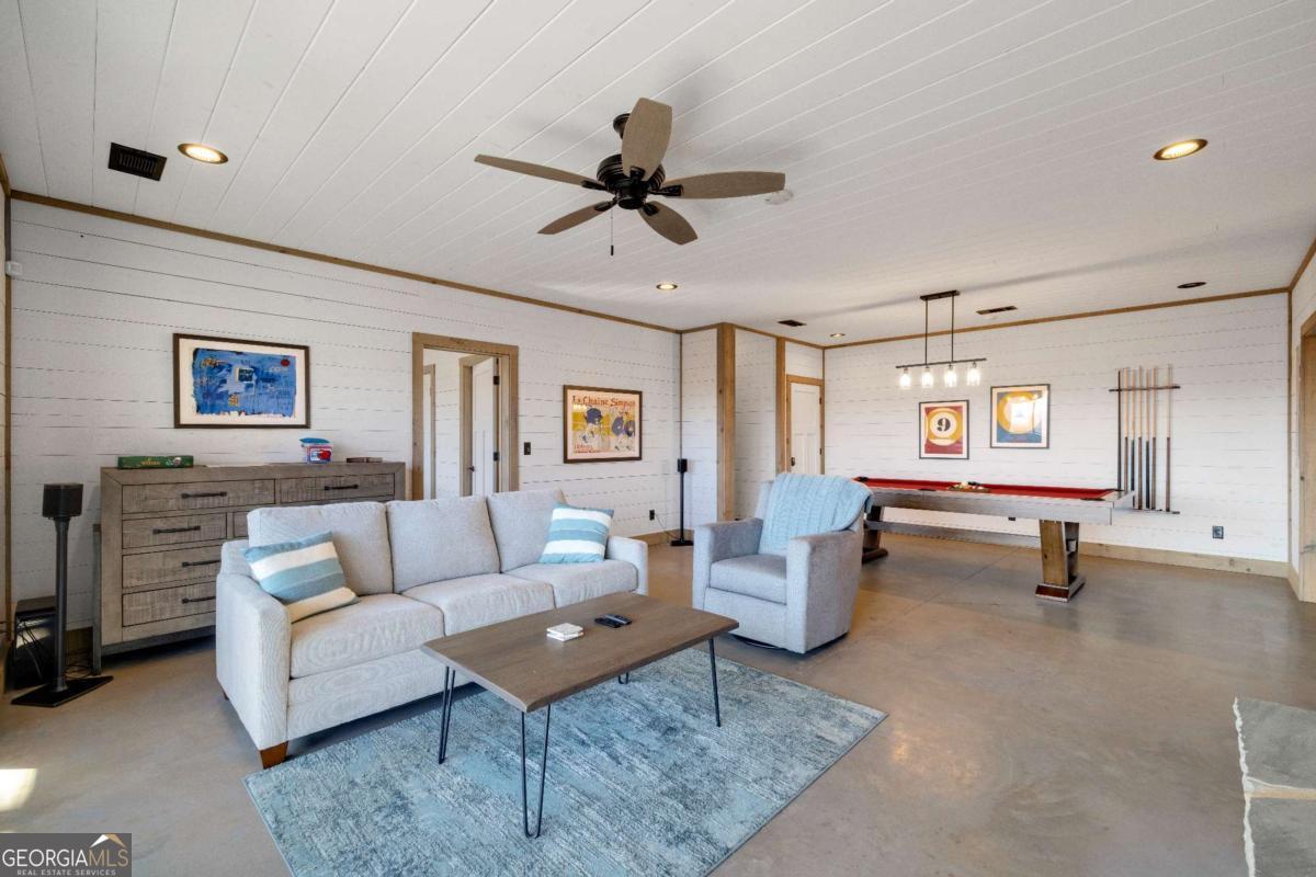 310 Wunder Bear Ridge Road