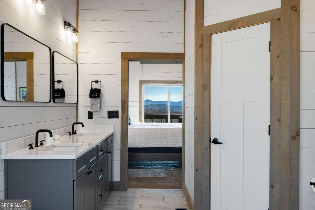 310 Wunder Bear Ridge Road