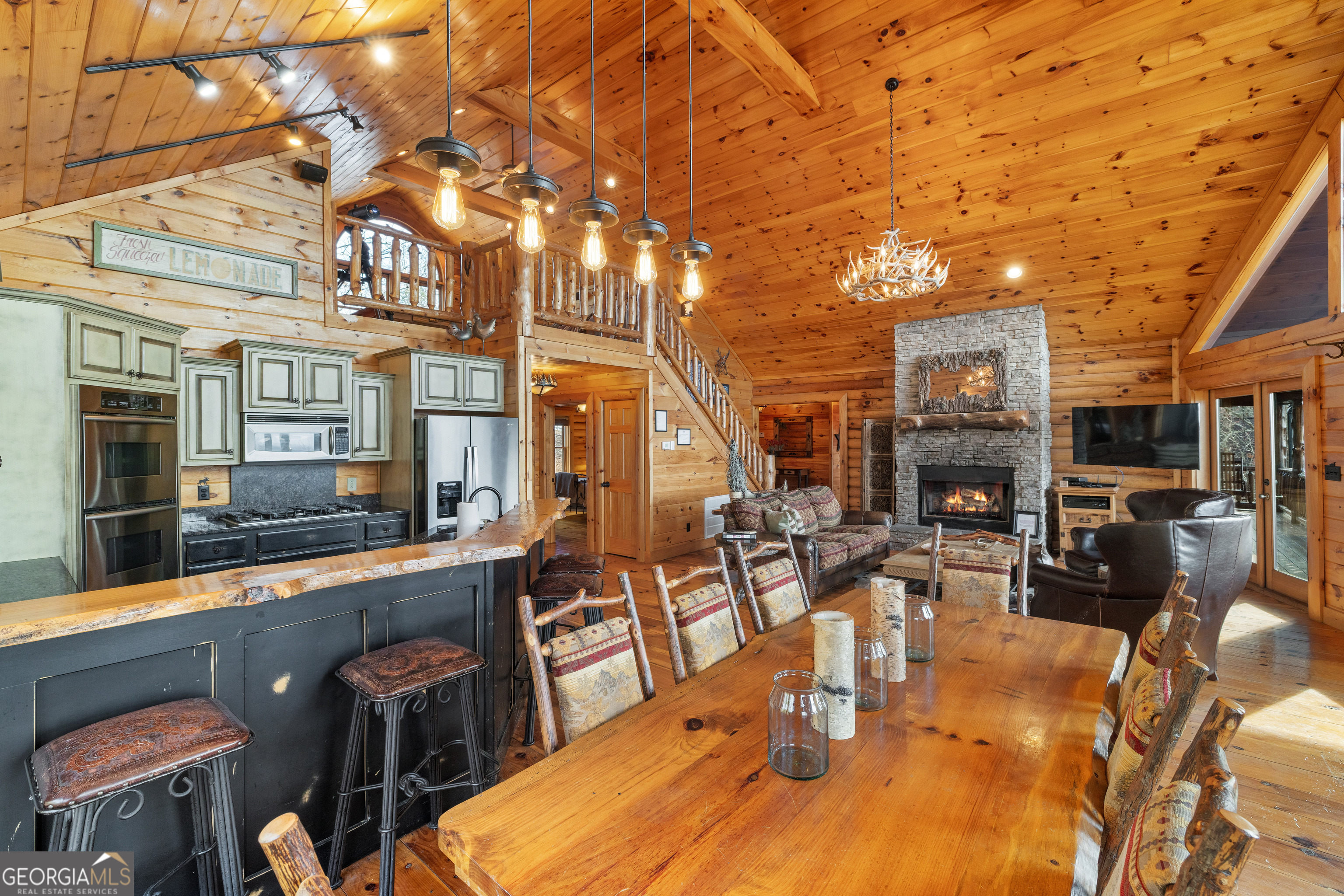 180 Cinnamon Bear Road